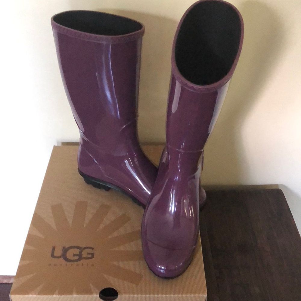 Brand New UGG! Purple